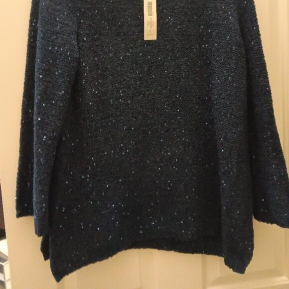 Chico's Midnight Sequin V-Neck Pullover Fashion Sweater in Size 2/Large. NEW - Picture 4 of 4
